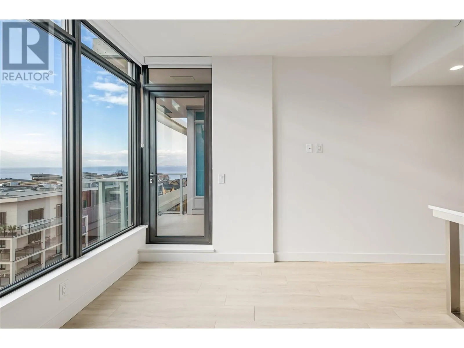 3699 Capozzi Road Unit# 907