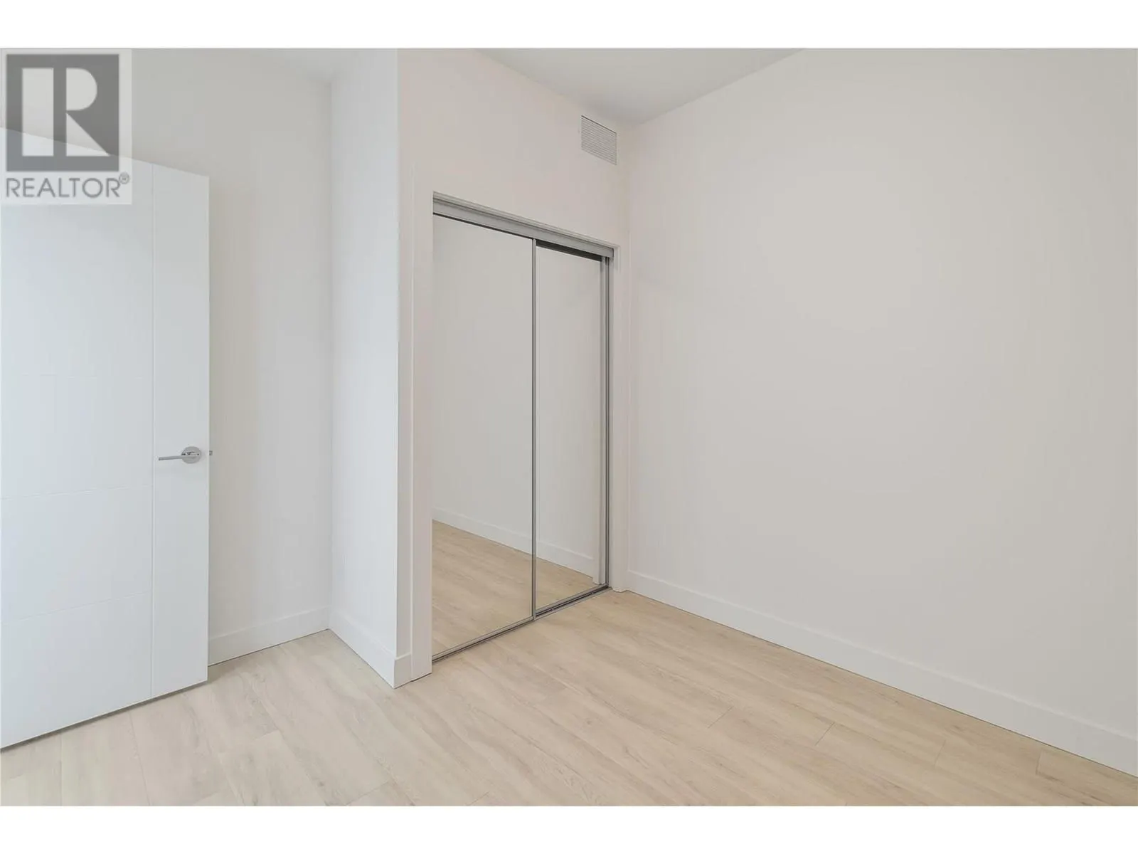 3699 Capozzi Road Unit# 907