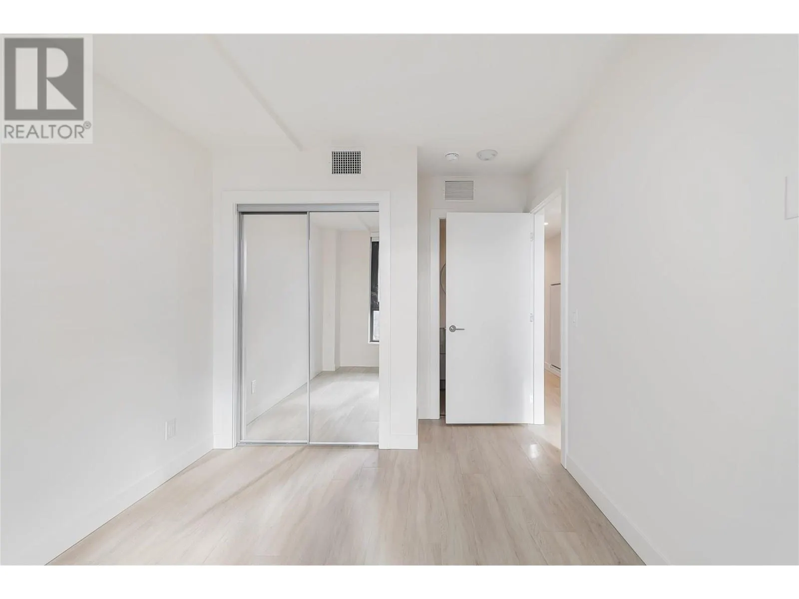 3699 Capozzi Road Unit# 907