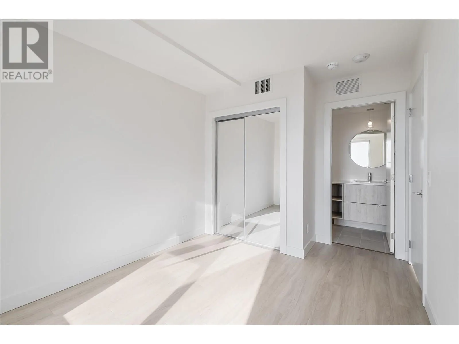3699 Capozzi Road Unit# 907