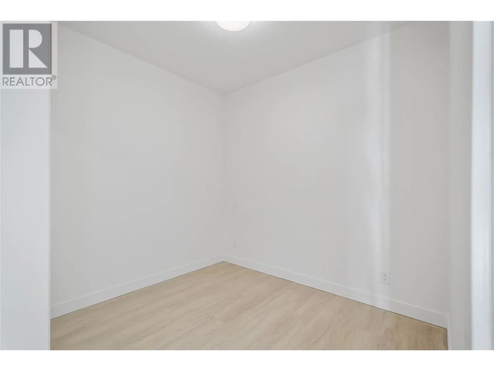 3699 Capozzi Road Unit# 907