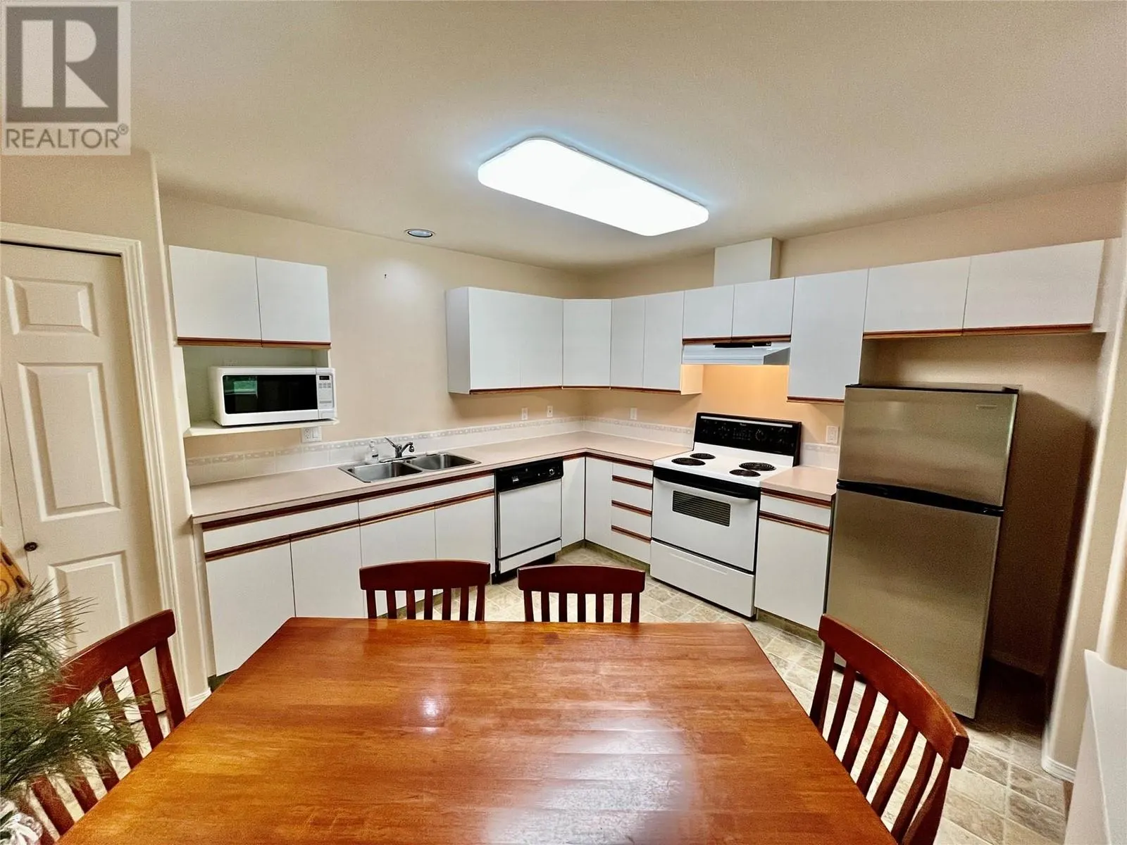 221 Temple Street Unit# 21