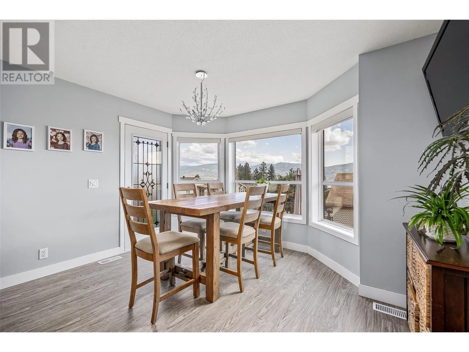 2440 Old Okanagan Highway Unit# 1306