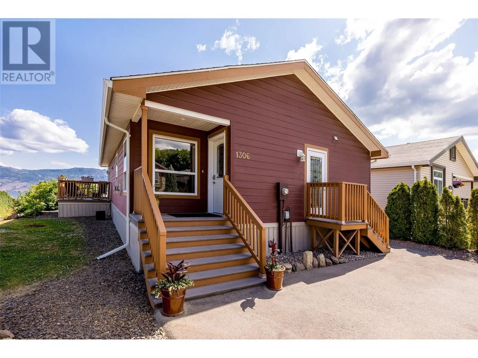 2440 Old Okanagan Highway Unit# 1306