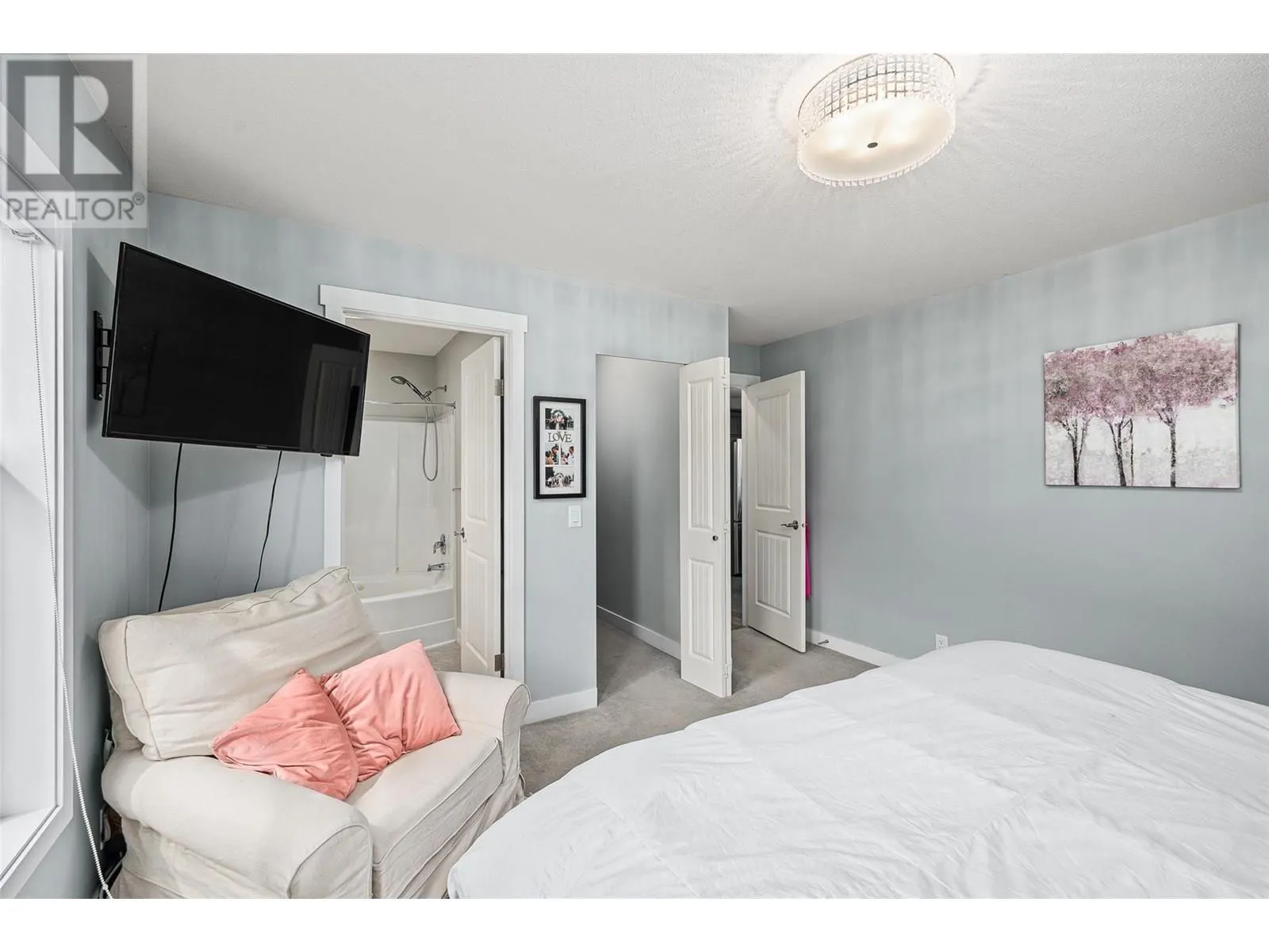 2440 Old Okanagan Highway Unit# 1306