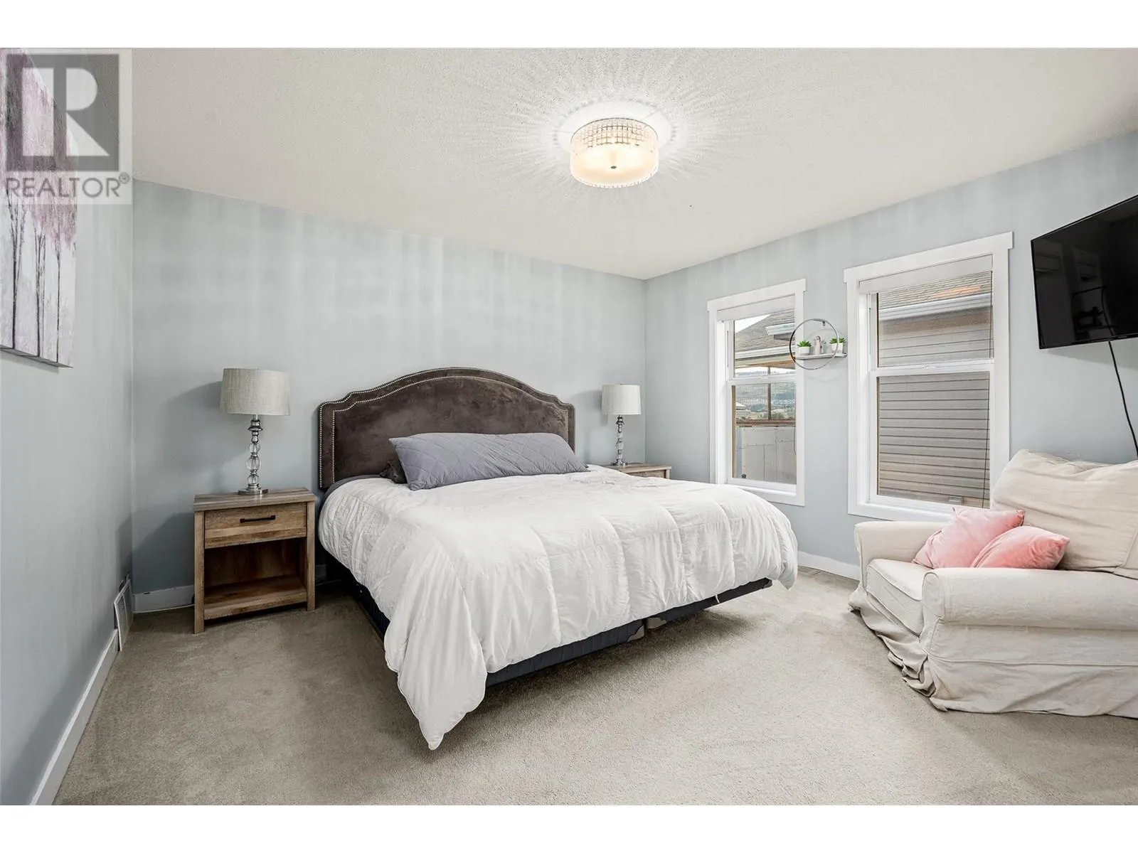 2440 Old Okanagan Highway Unit# 1306