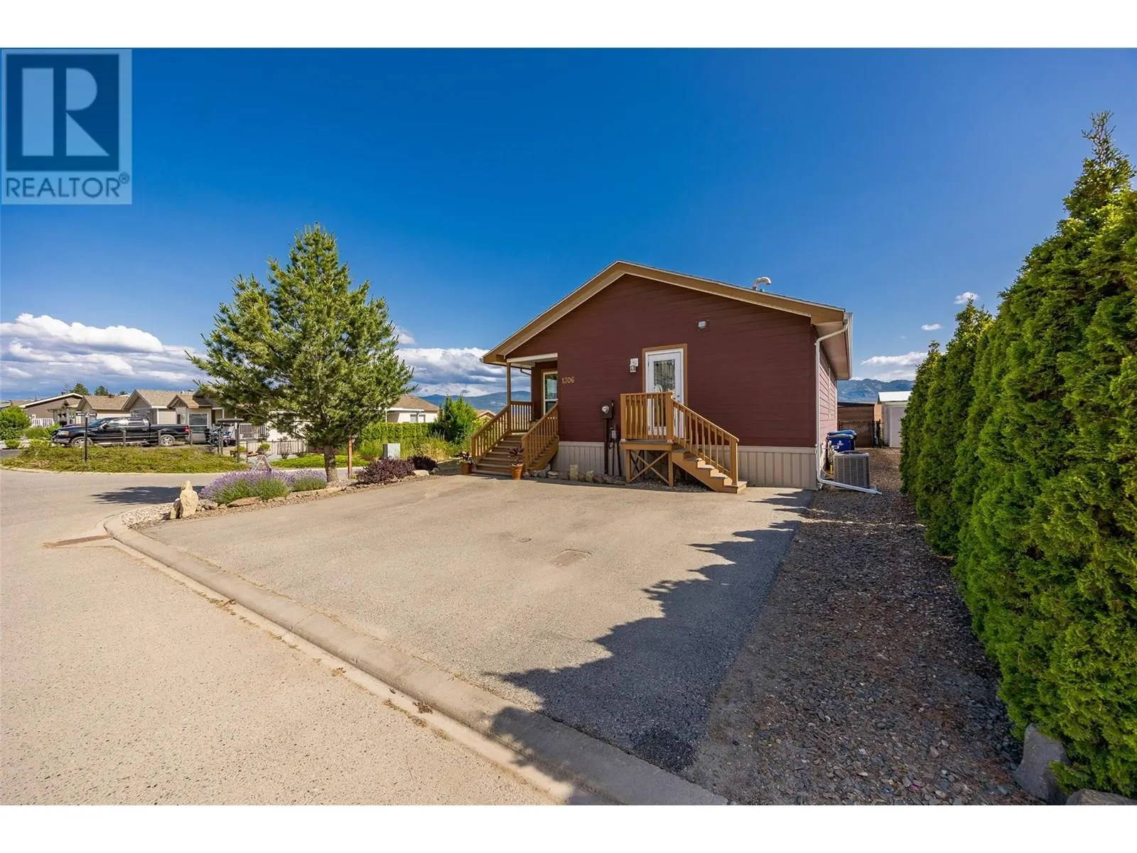 2440 Old Okanagan Highway Unit# 1306