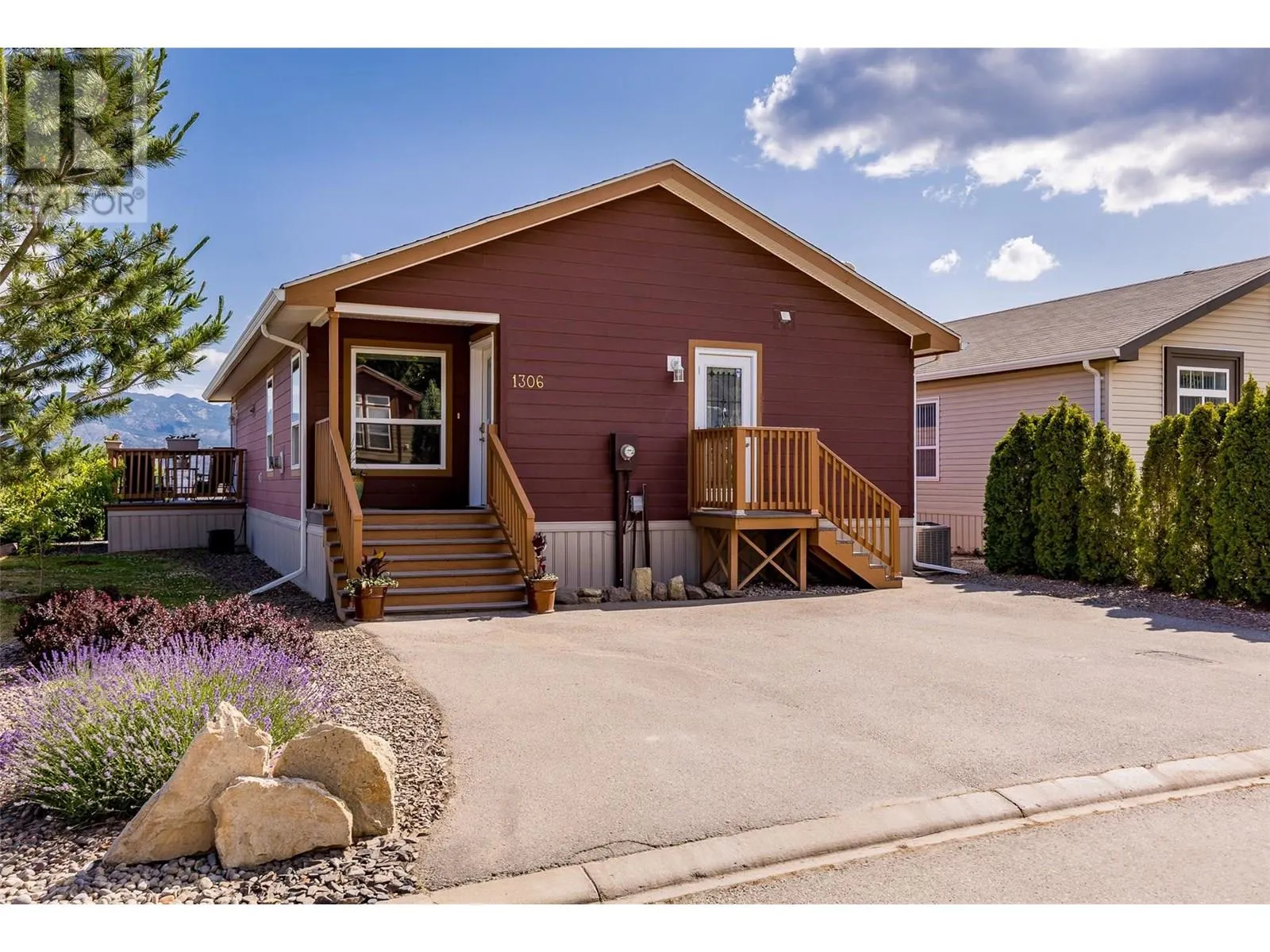 2440 Old Okanagan Highway Unit# 1306