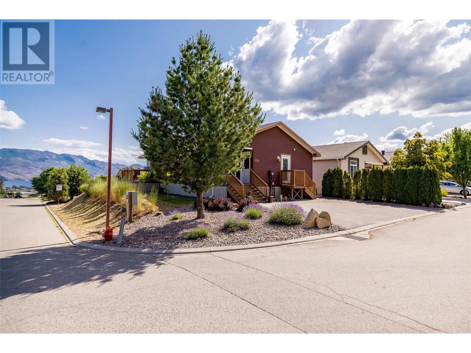 2440 Old Okanagan Highway Unit# 1306