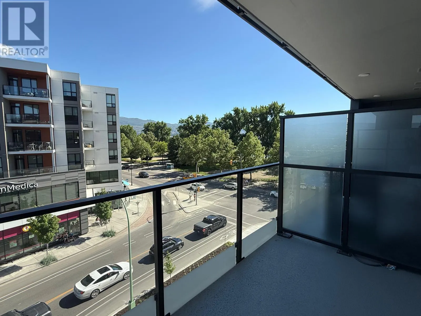 3409 Lakeshore Road Unit# 405