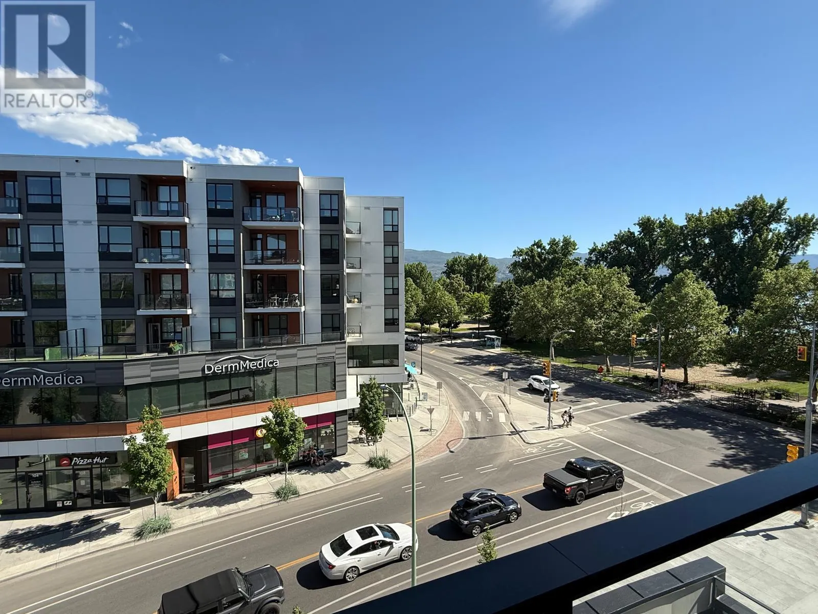 3409 Lakeshore Road Unit# 405