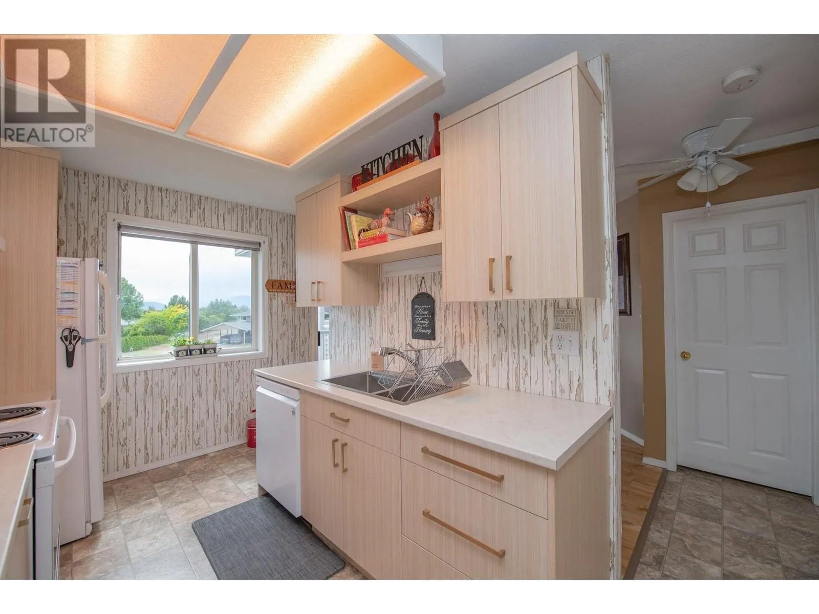 4404 Pleasant Valley Road Unit# 11