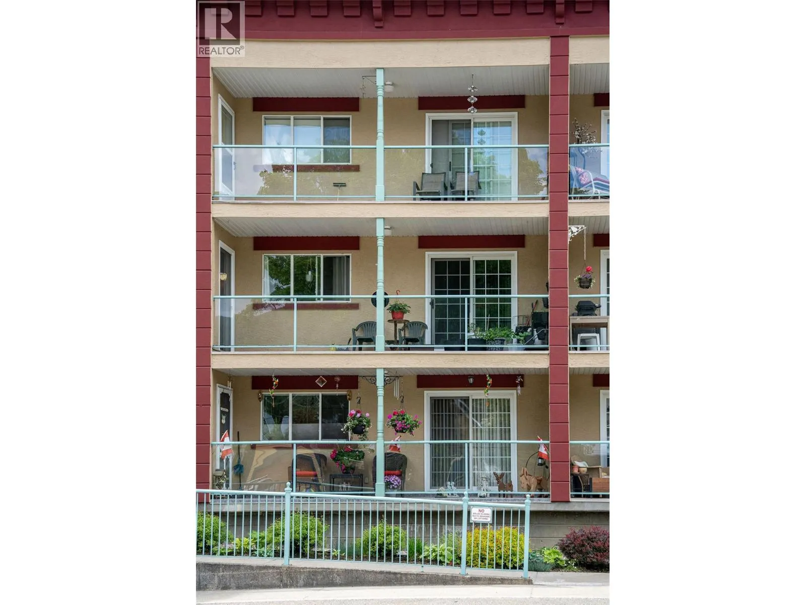 311 Sixth Street E Unit# 205