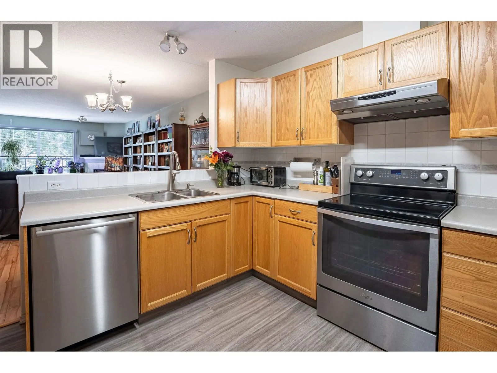 311 Sixth Street E Unit# 205