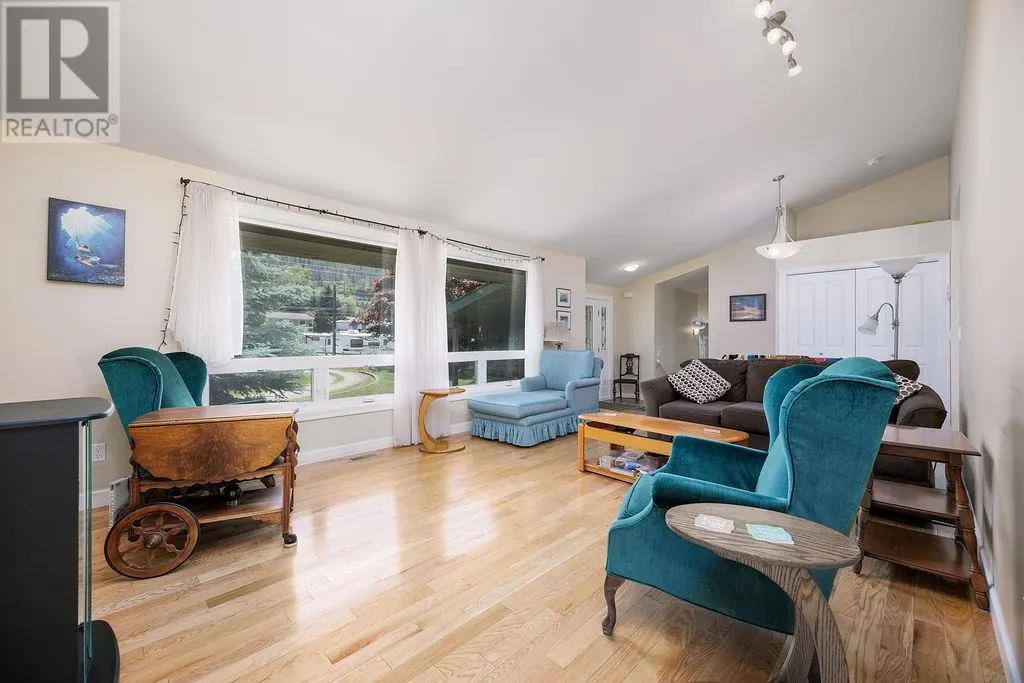 3796 East Vernon Road
