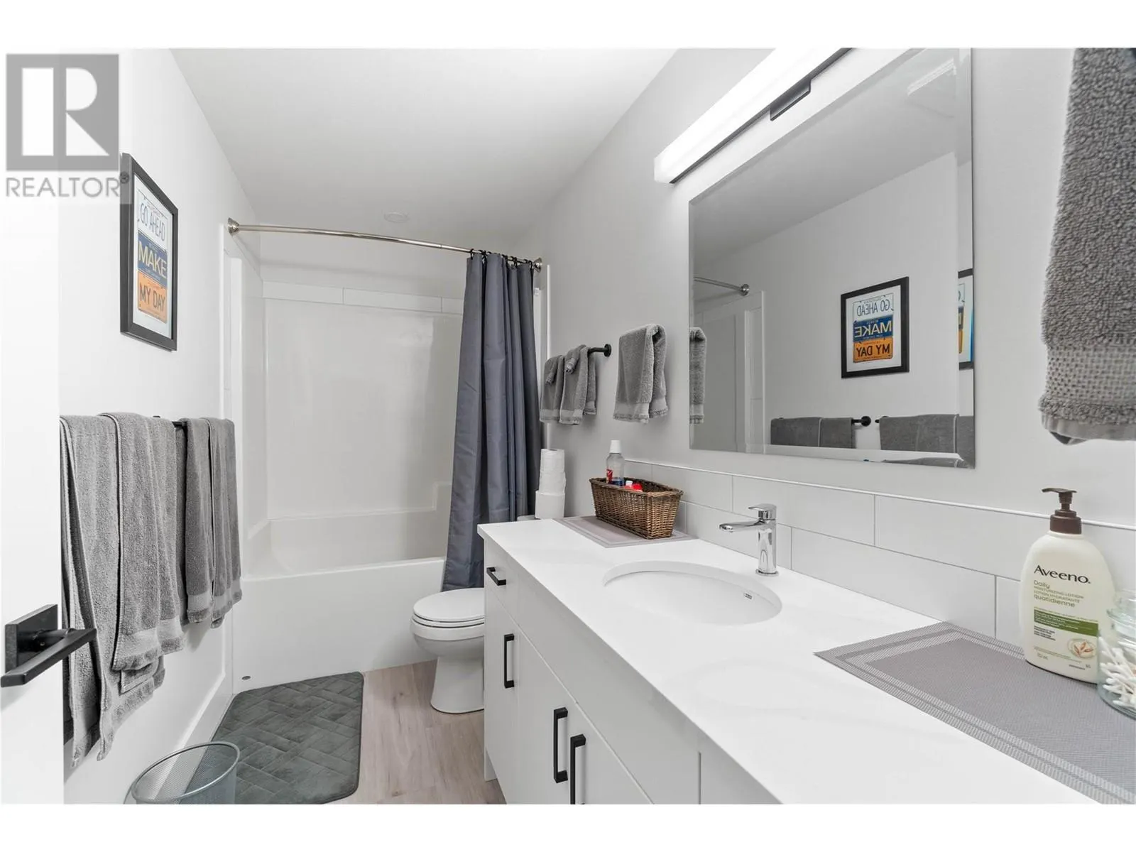 1999 15 Avenue Unit# 30