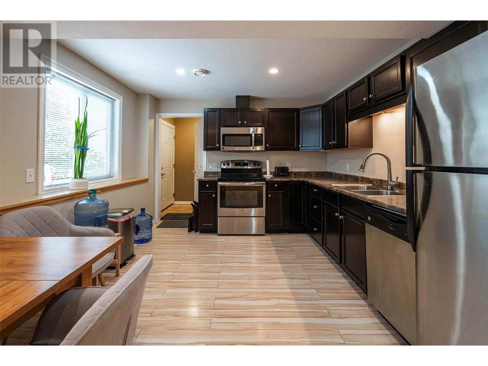6769 Foothills Drive