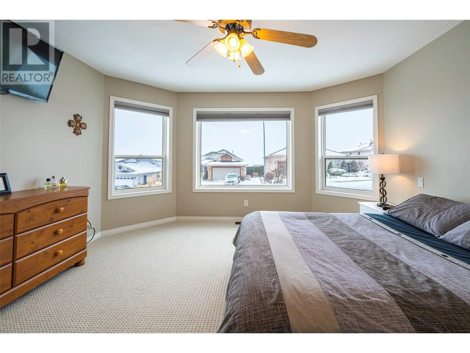 6769 Foothills Drive