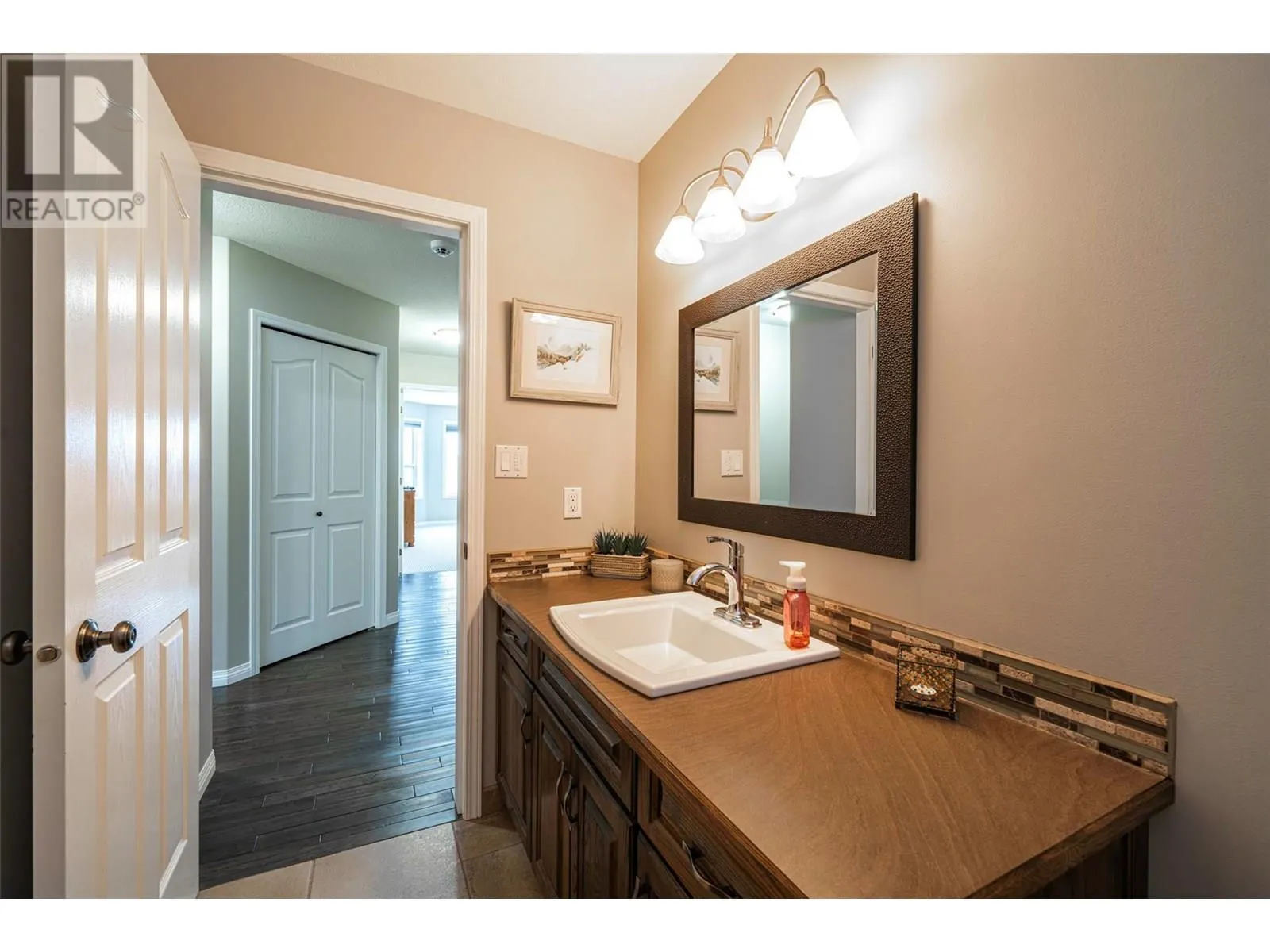 6769 Foothills Drive