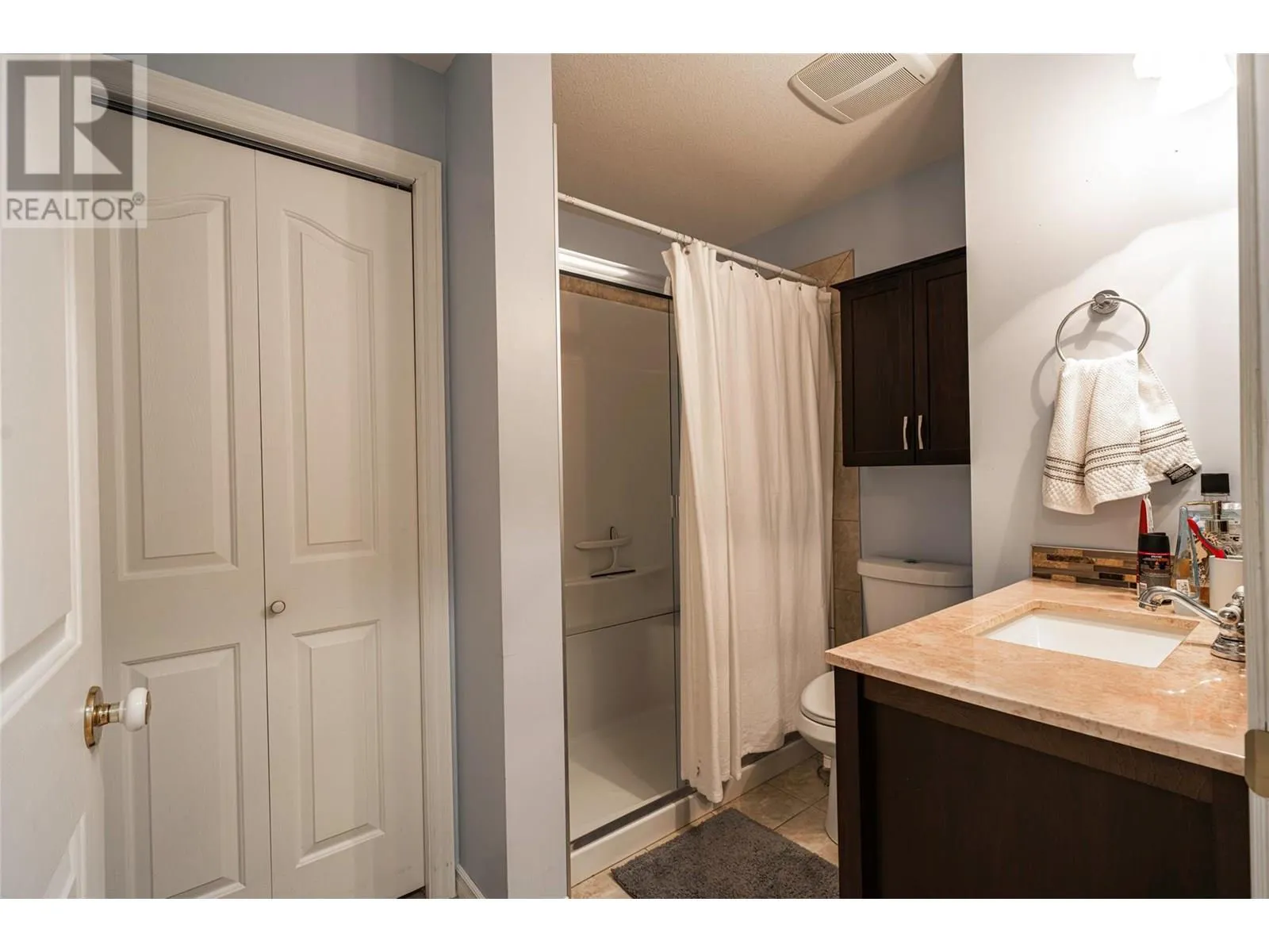 6769 Foothills Drive