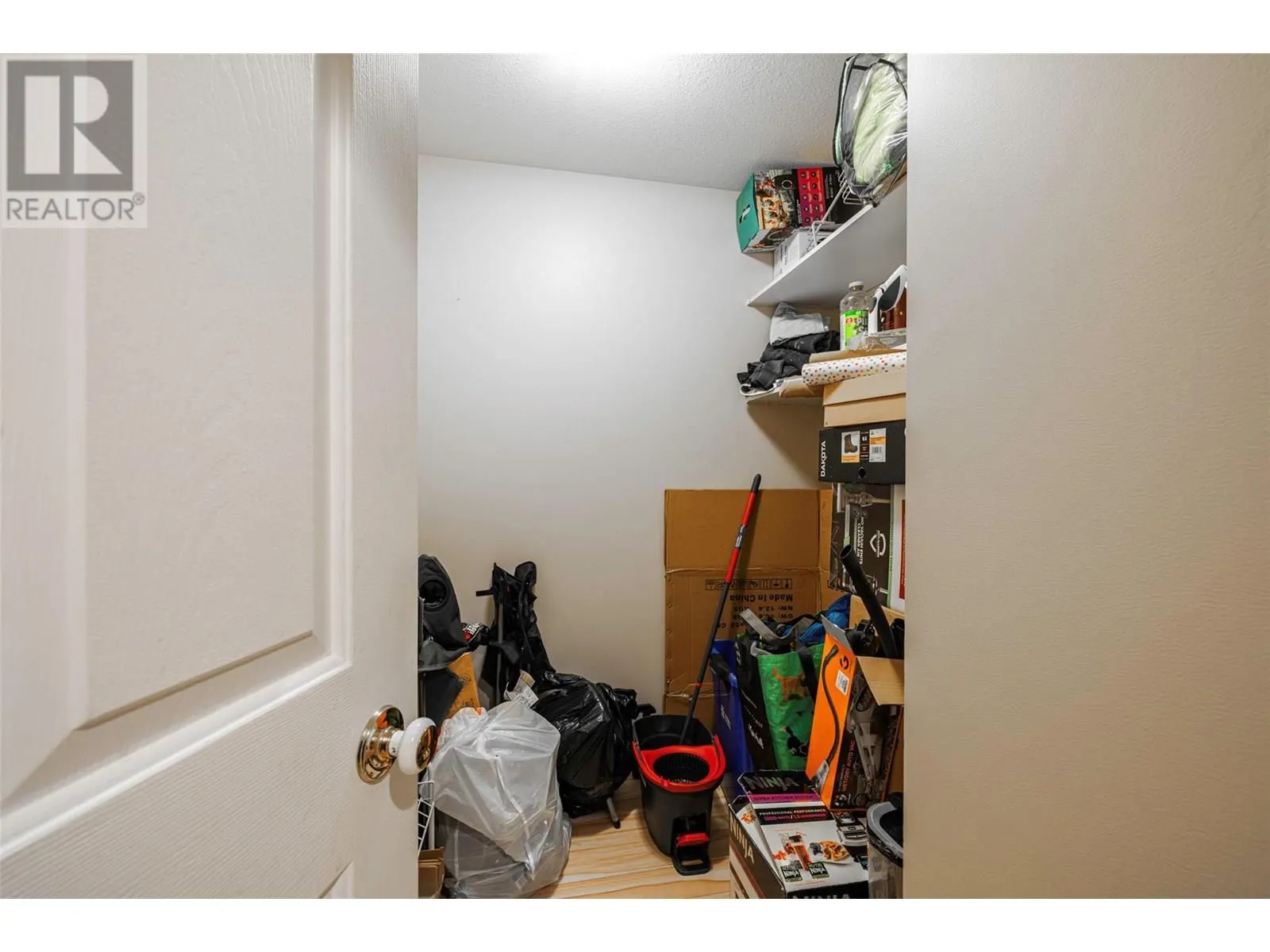 6769 Foothills Drive