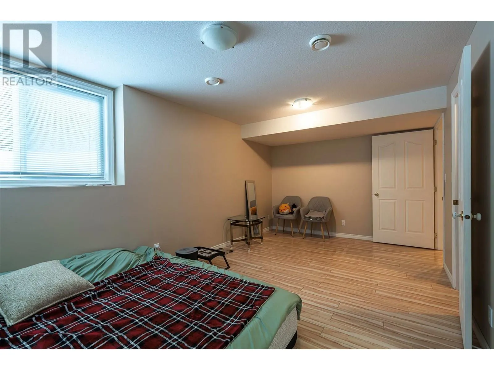 6769 Foothills Drive