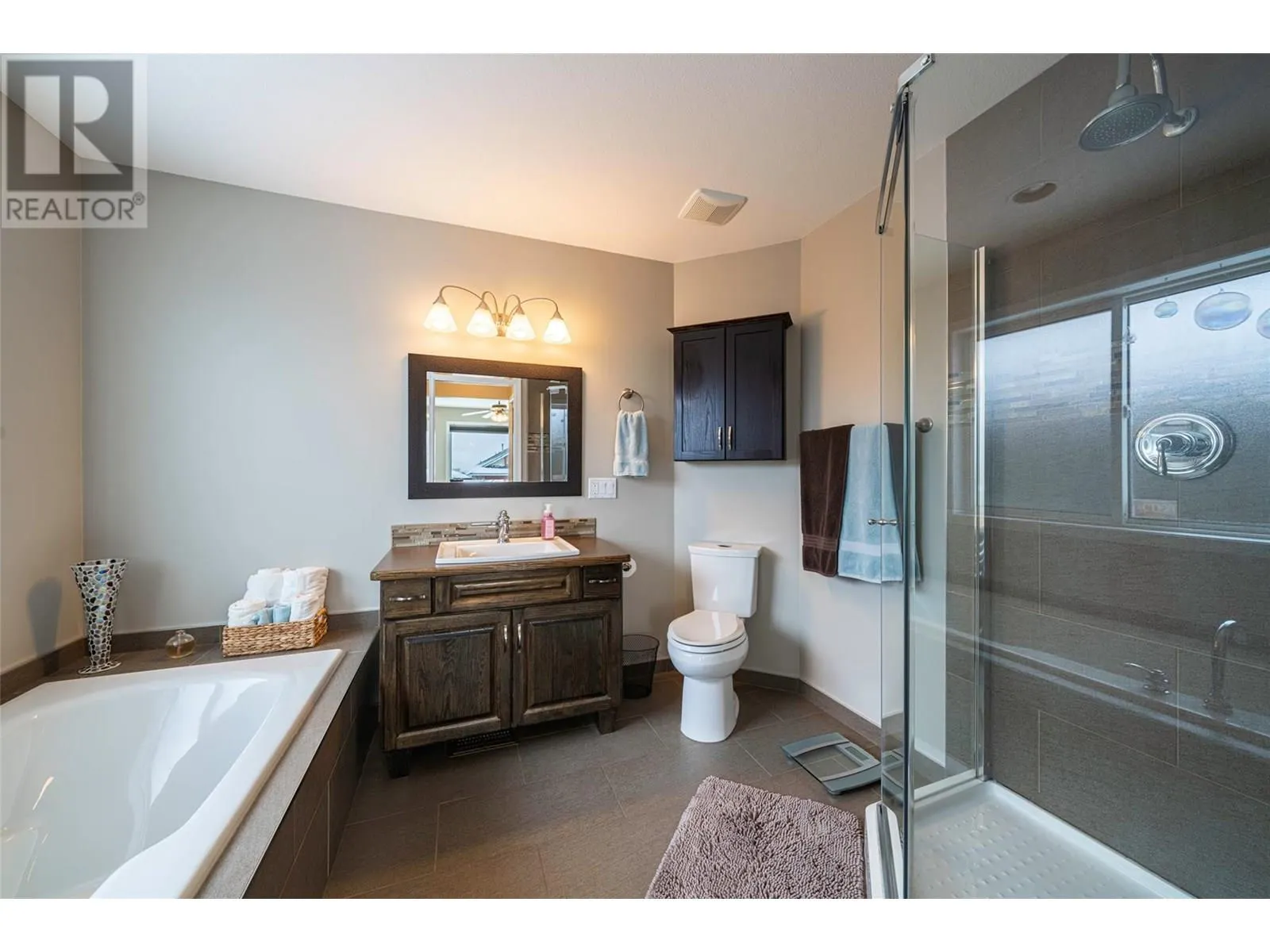 6769 Foothills Drive