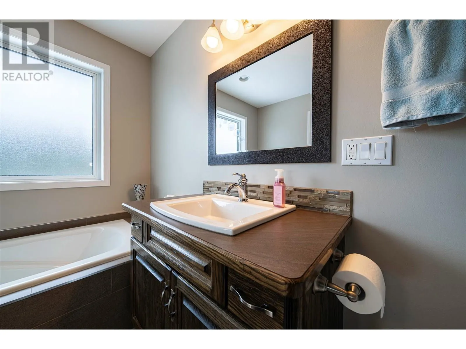6769 Foothills Drive
