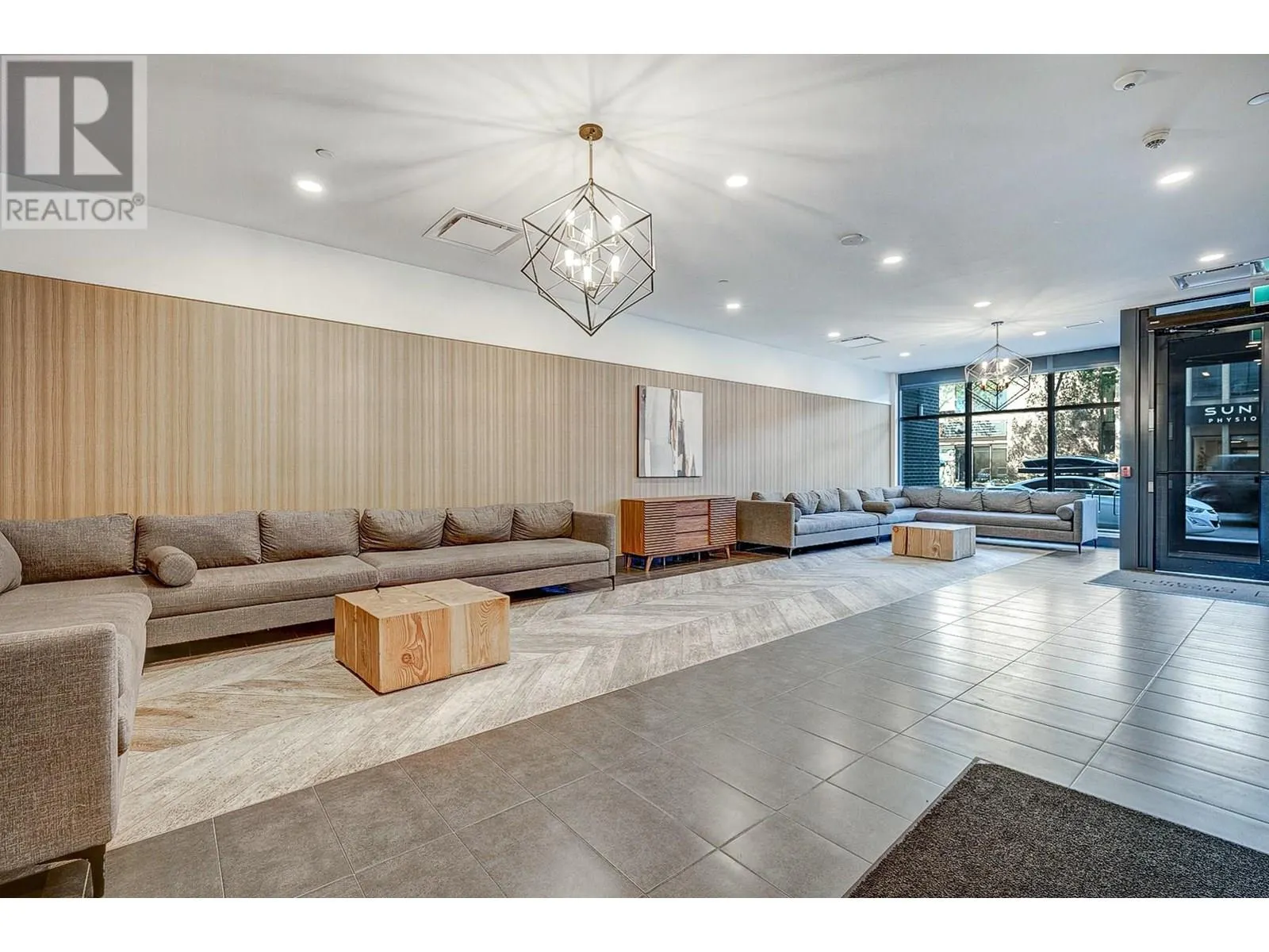 1471 St Paul Street Unit# 1701