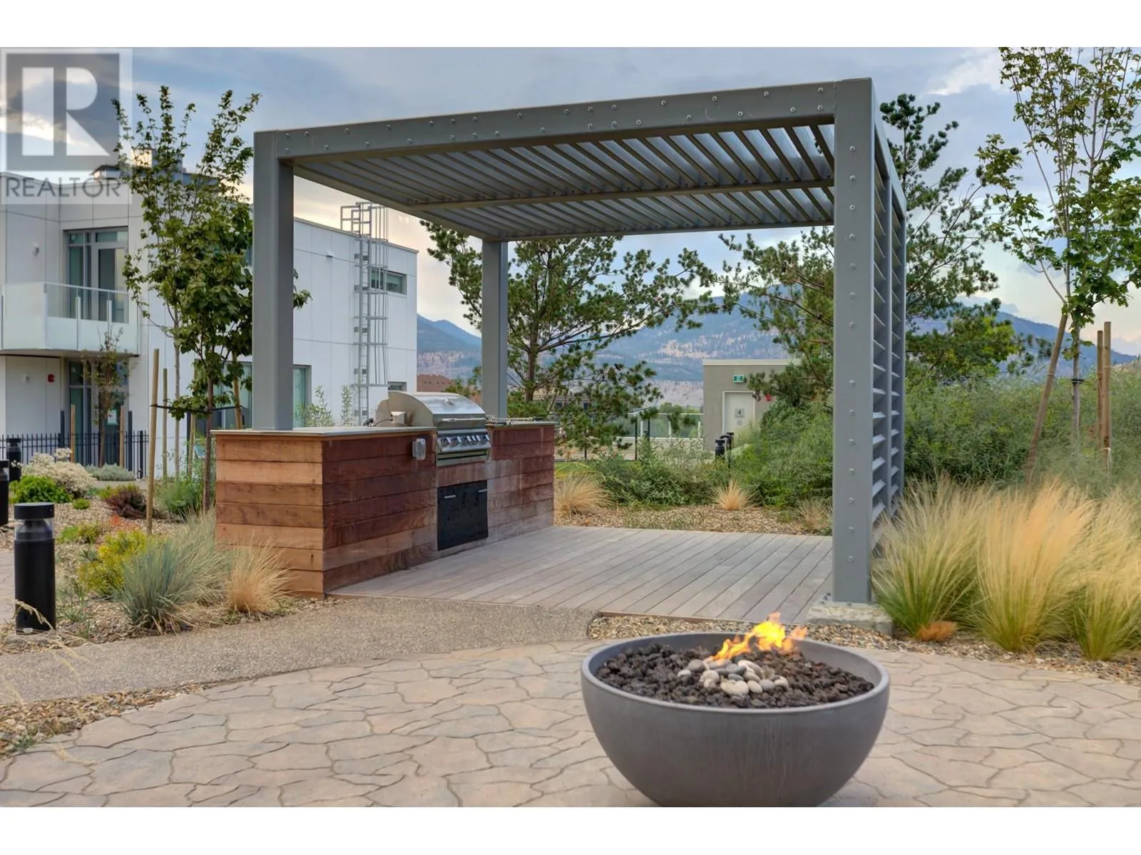 1191 Sunset Drive Unit# 1102