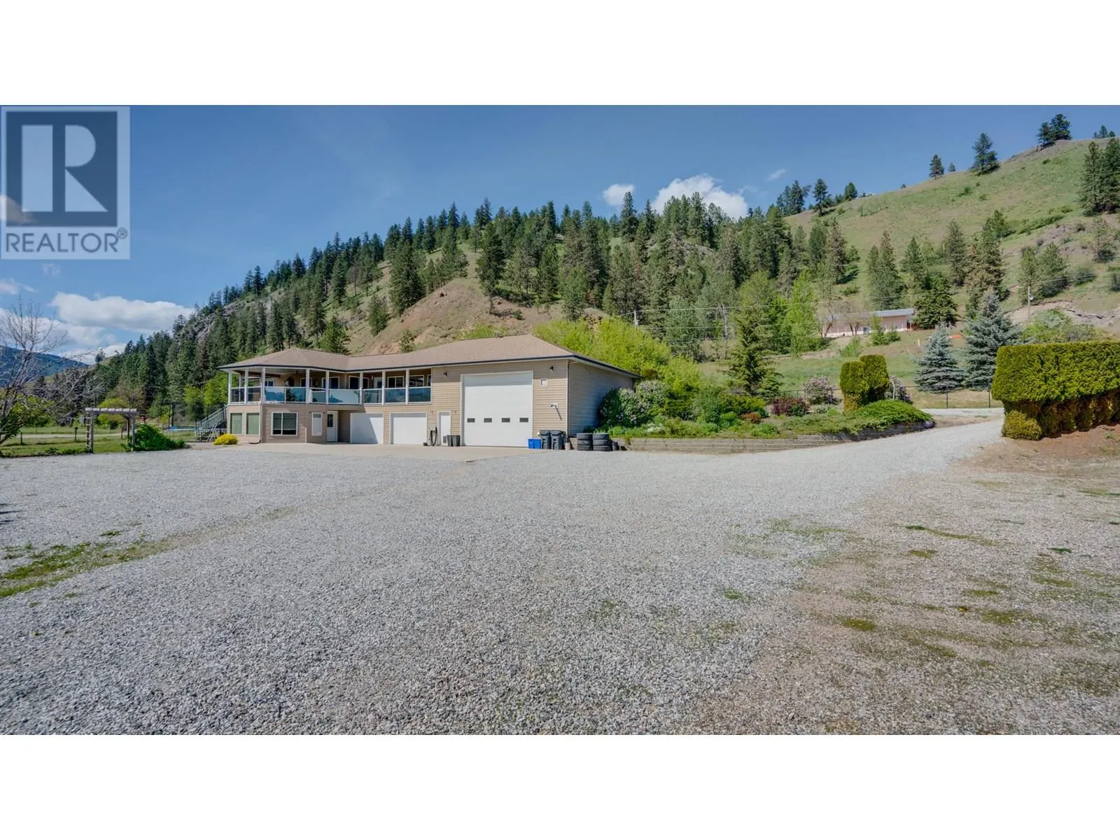 4767 Grandview Flats N Road
