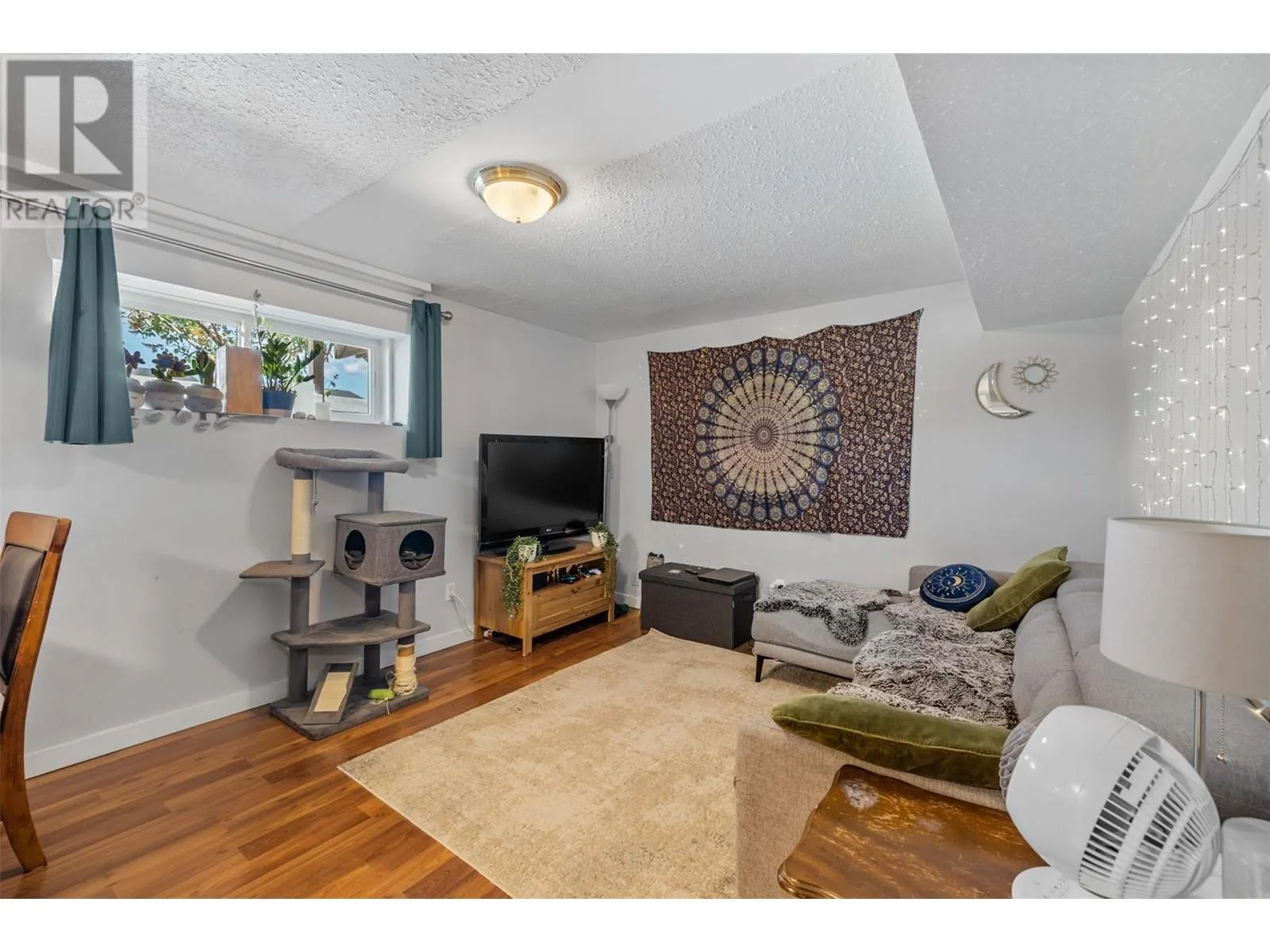387 Mugford Road