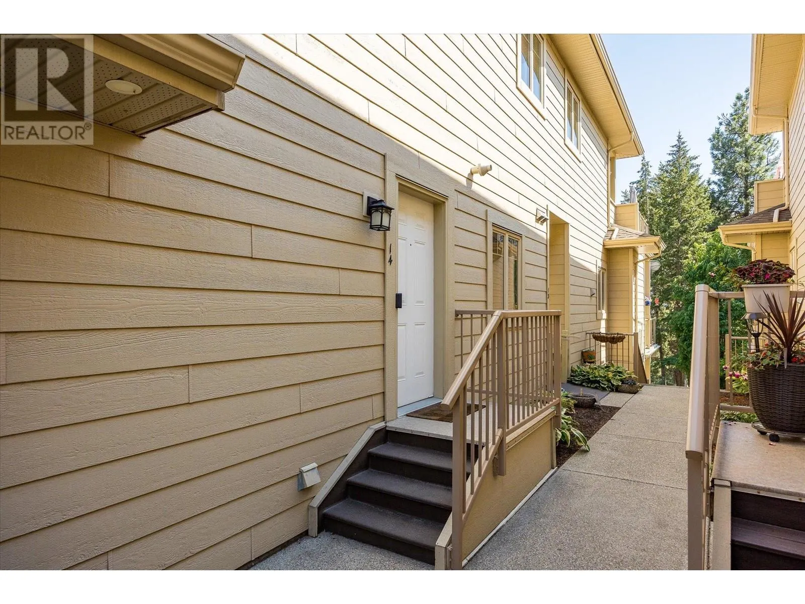 2283 Shannon Heights Court Unit# 14