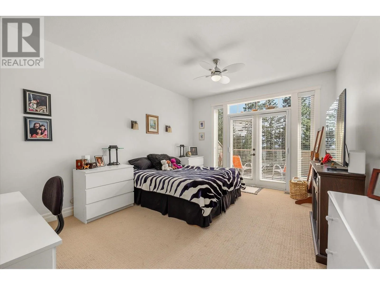 2283 Shannon Heights Court Unit# 14
