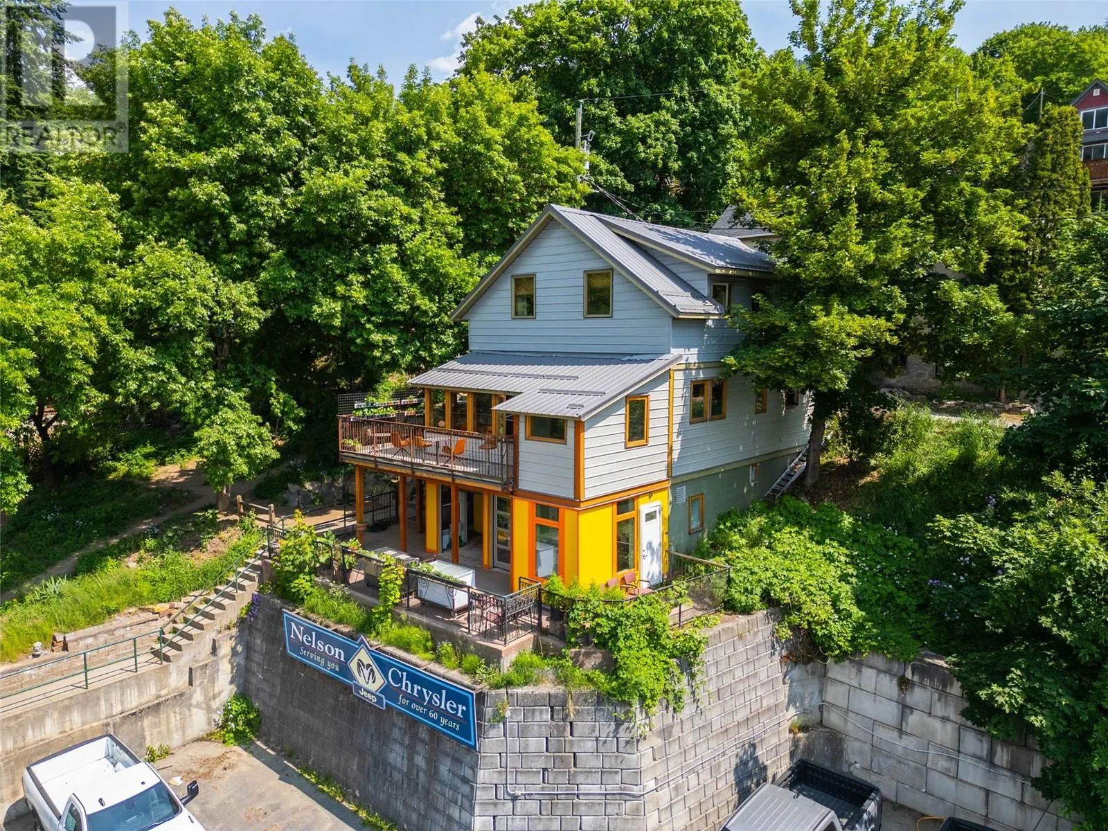 512 Hendryx Street
