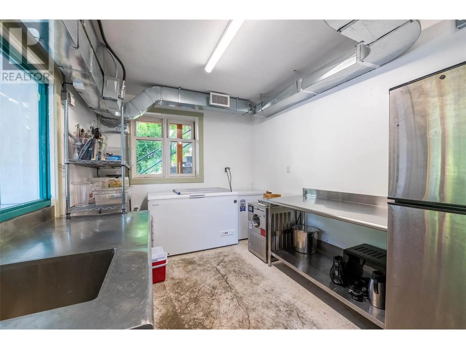 512 Hendryx Street