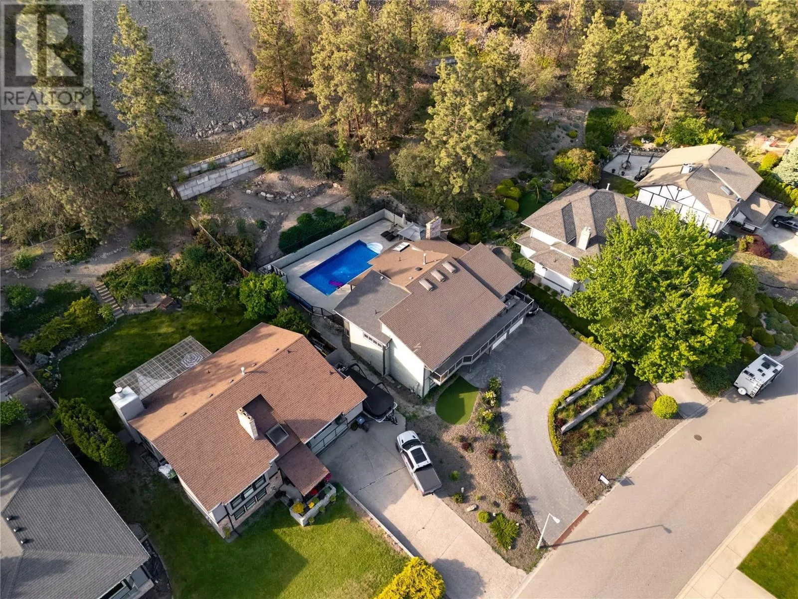 2218 Omineca Place