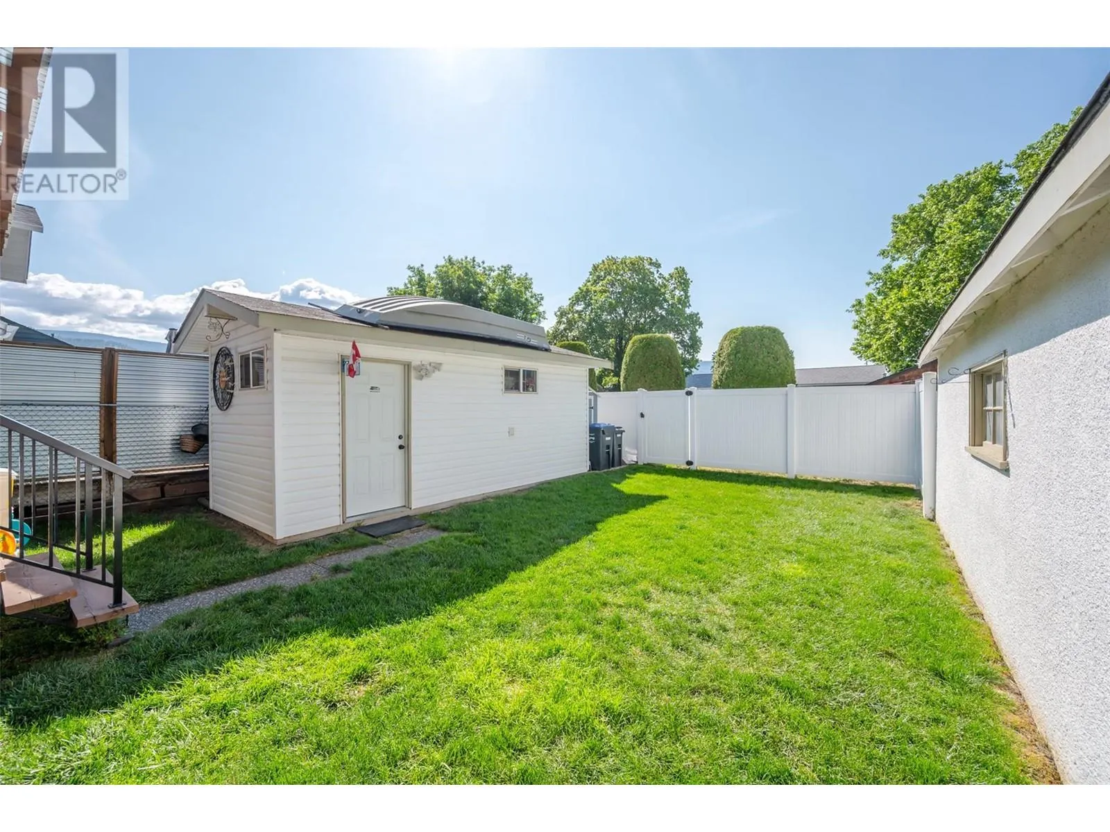 480 Orchard Avenue