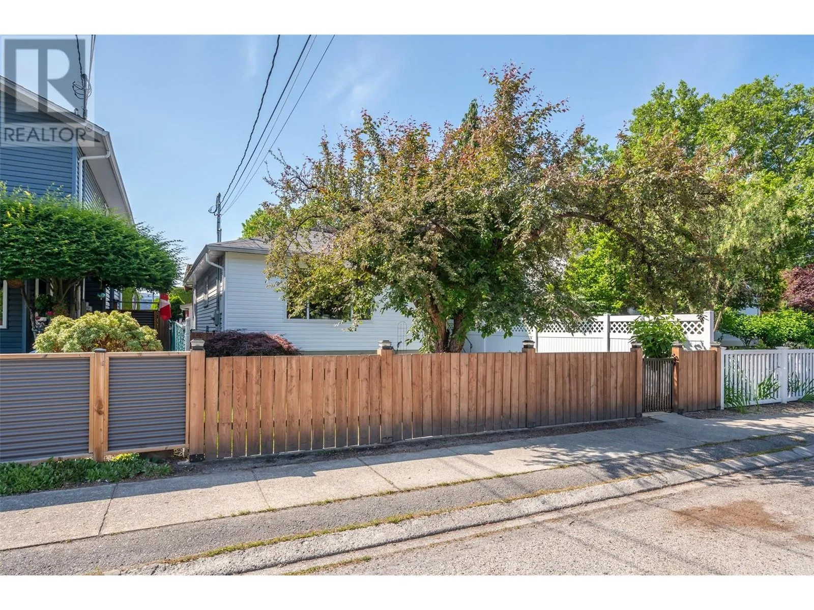 480 Orchard Avenue