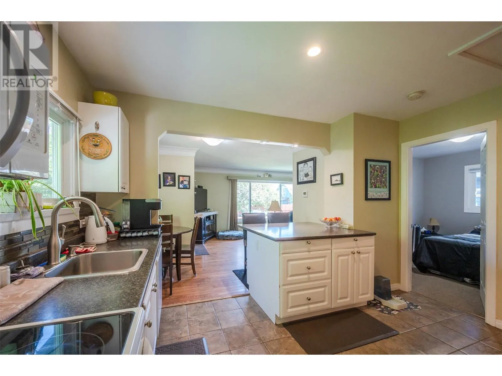 480 Orchard Avenue