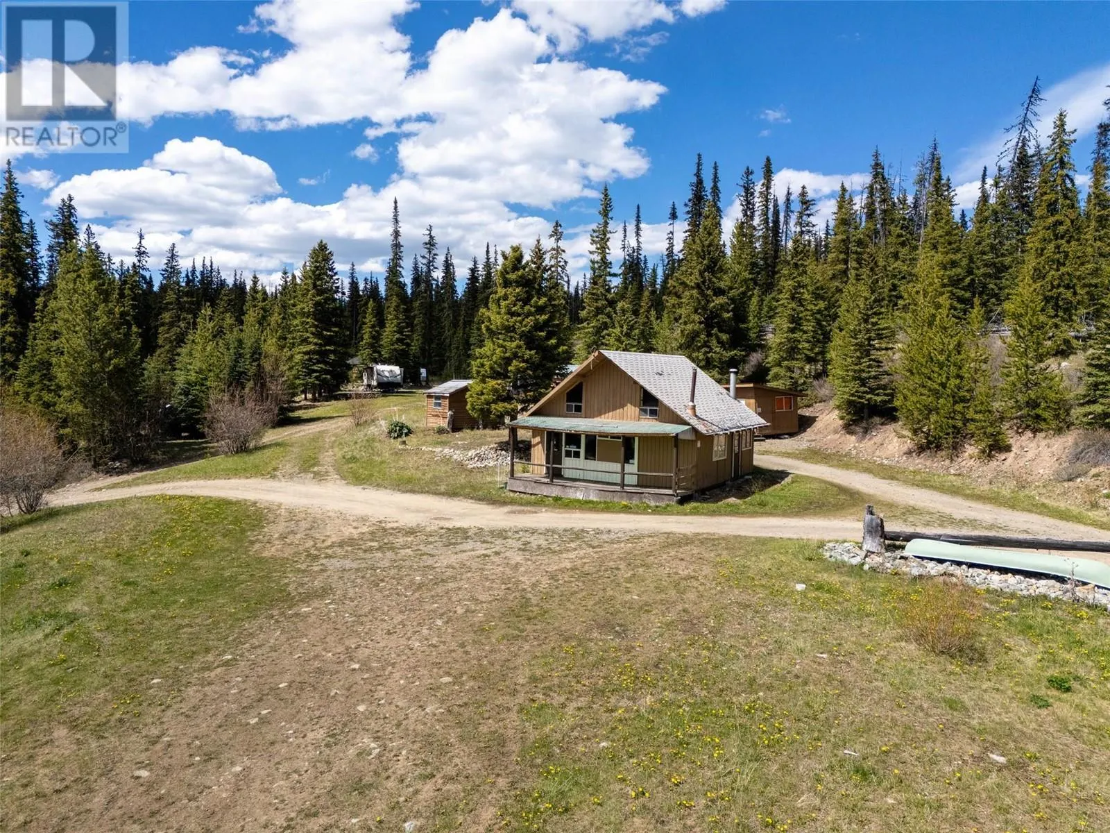 9437 Dominic Lake FSR Road