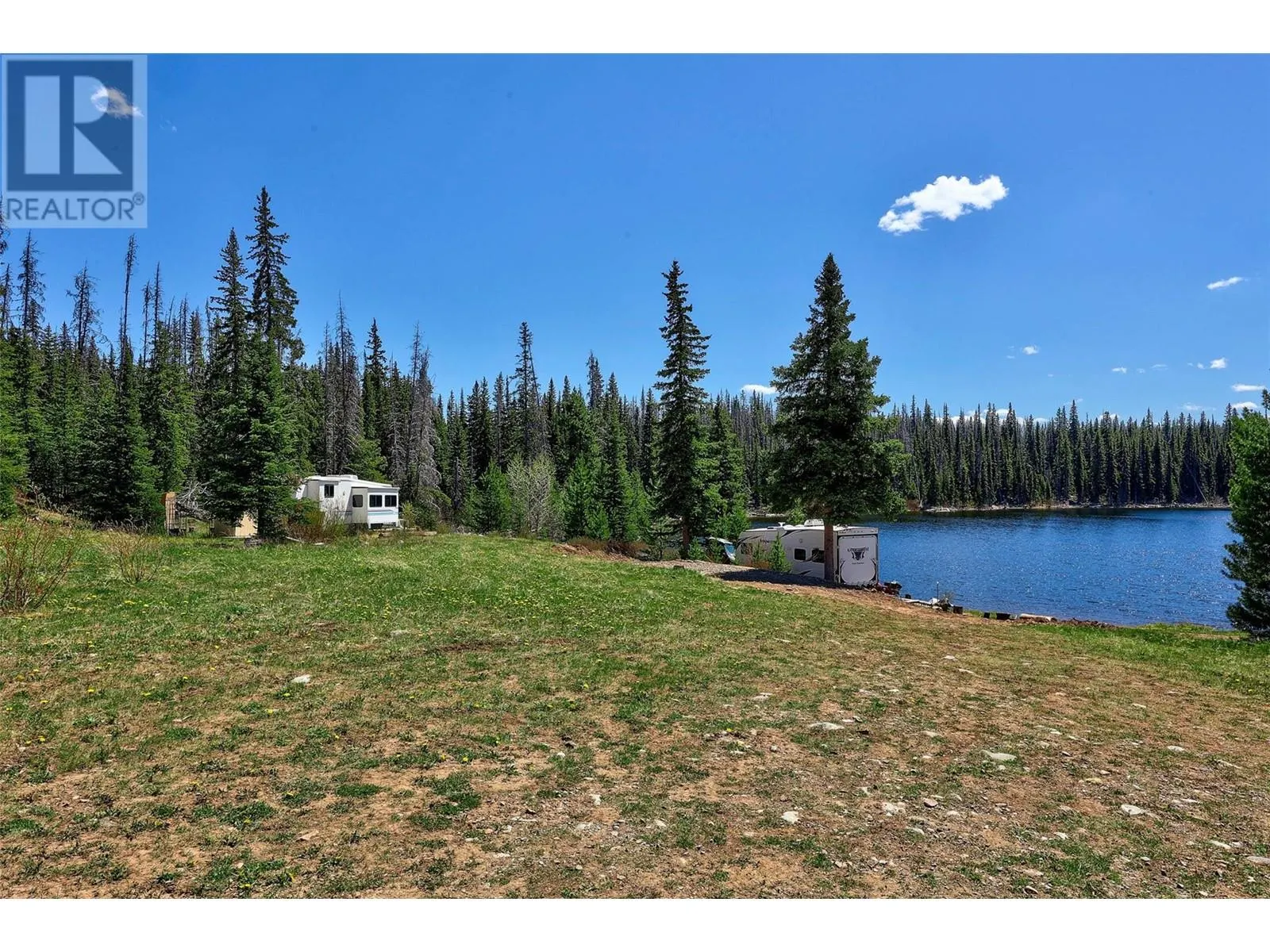 9437 Dominic Lake FSR Road