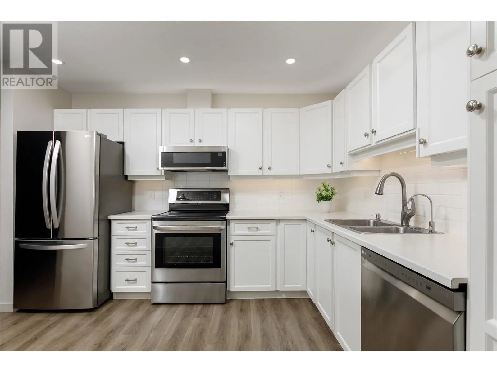 489 Highway 33 W Unit# 103