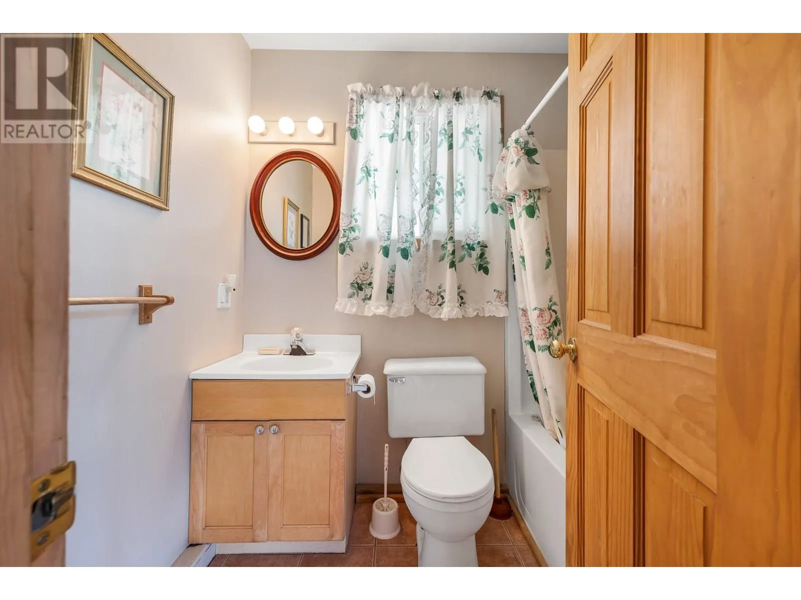 5846 Sunnybrae-Canoe Point Road