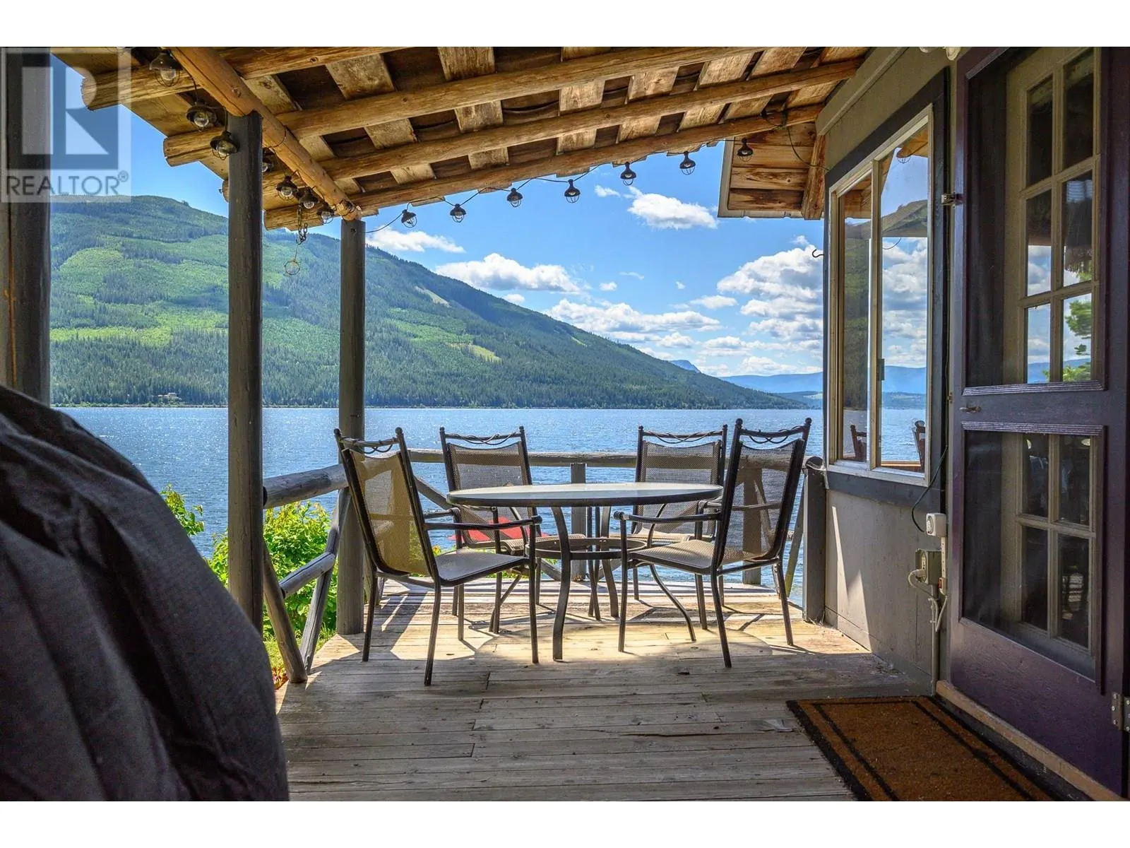 5846 Sunnybrae-Canoe Point Road
