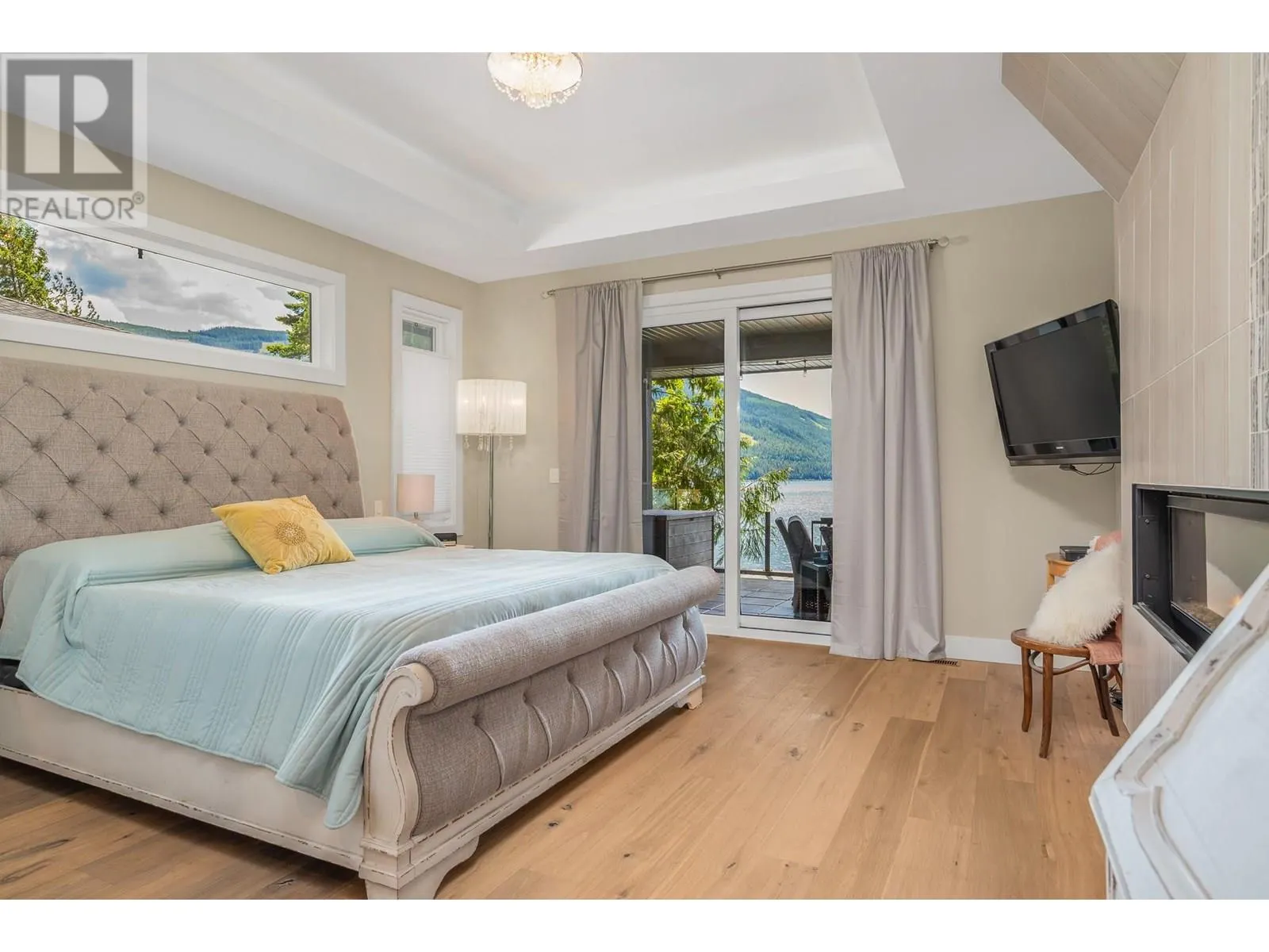 5846 Sunnybrae-Canoe Point Road