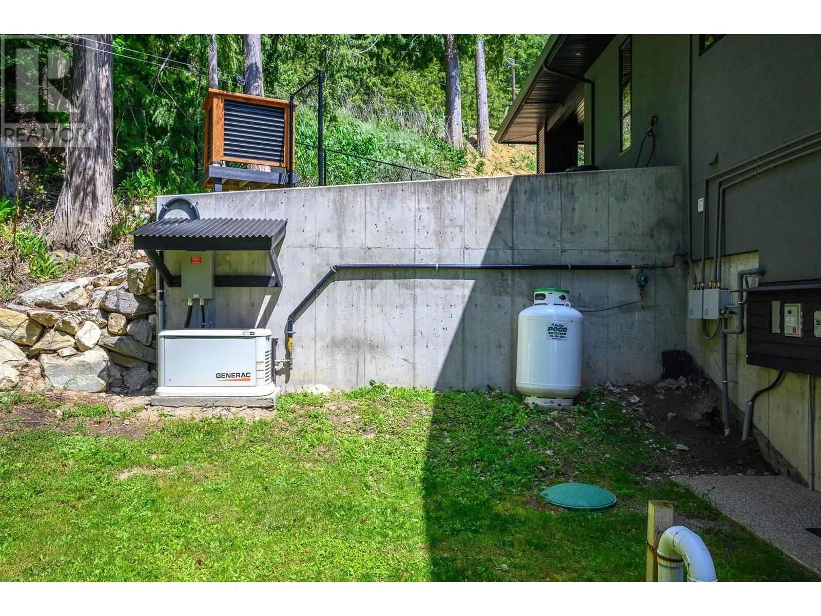 5846 Sunnybrae-Canoe Point Road