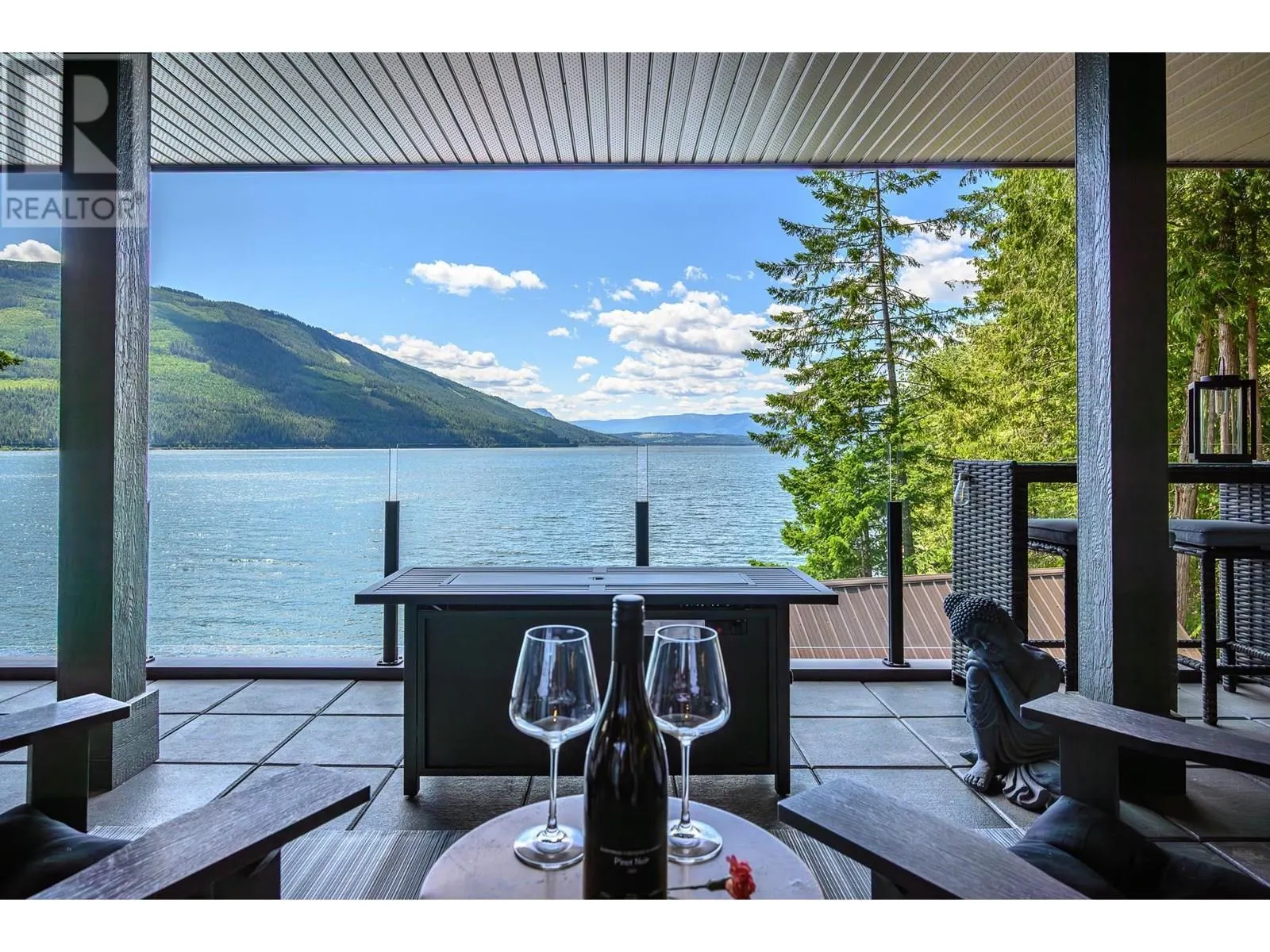 5846 Sunnybrae-Canoe Point Road