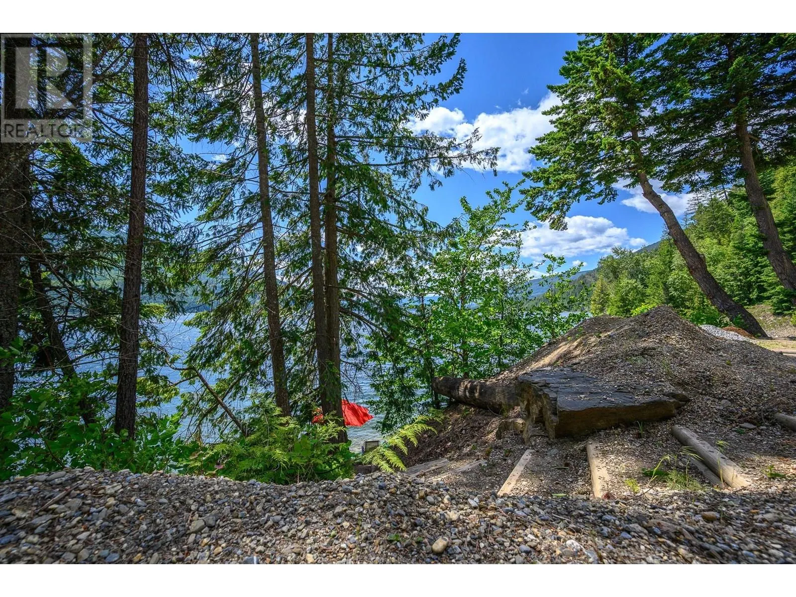 5846 Sunnybrae-Canoe Point Road