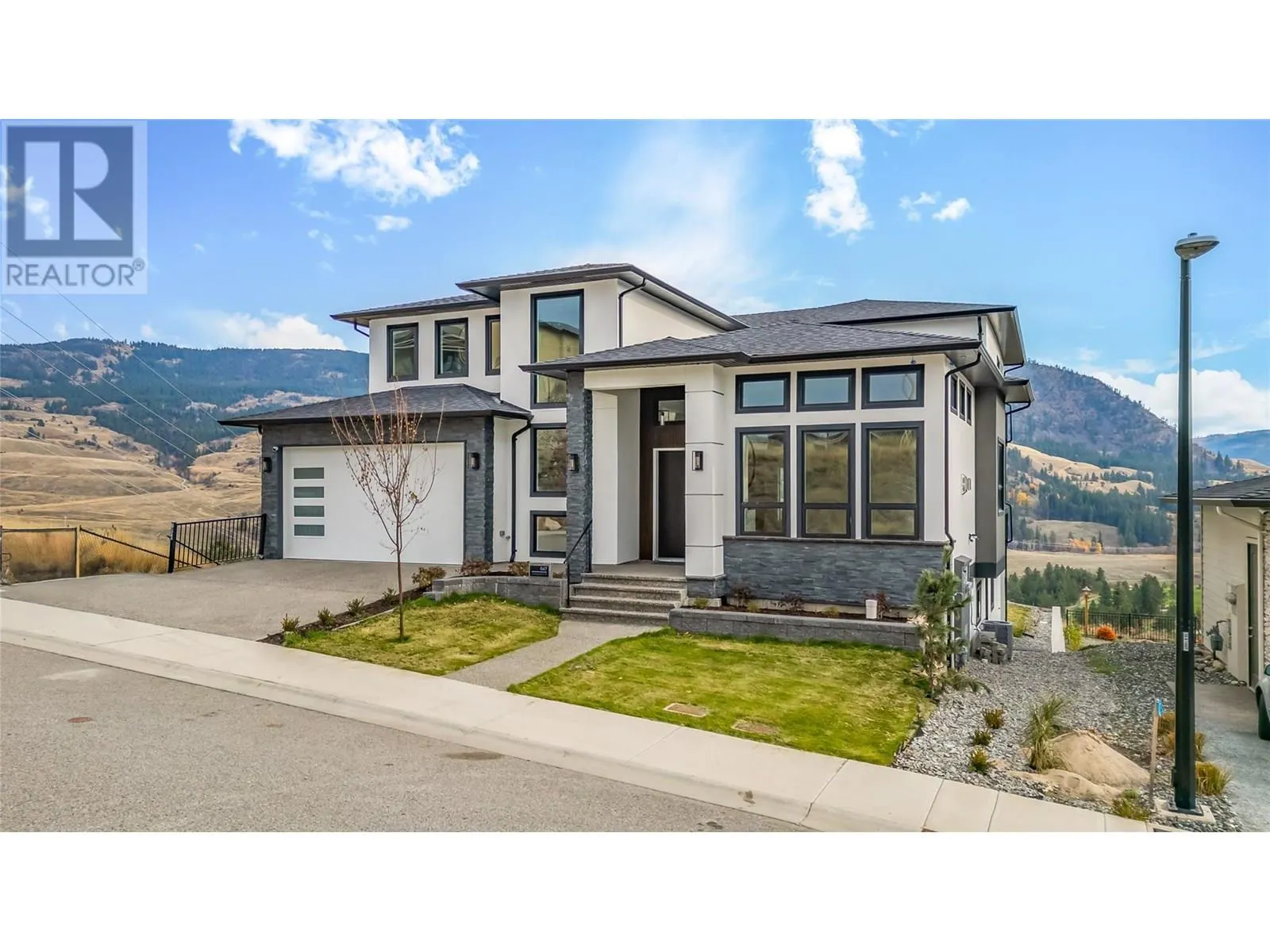 647 Carnoustie Drive